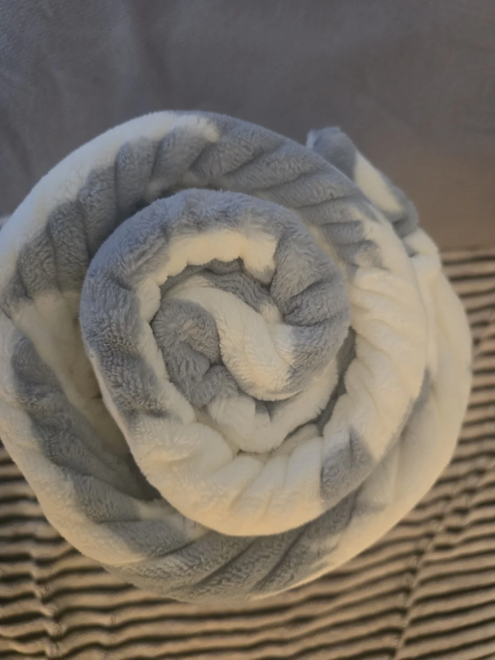 BNWT Pendelton Ultra Soft Throw Blanket 'Birch Tree' Pattern Cream (50